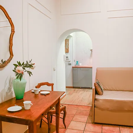 Feliz In Отель Рим